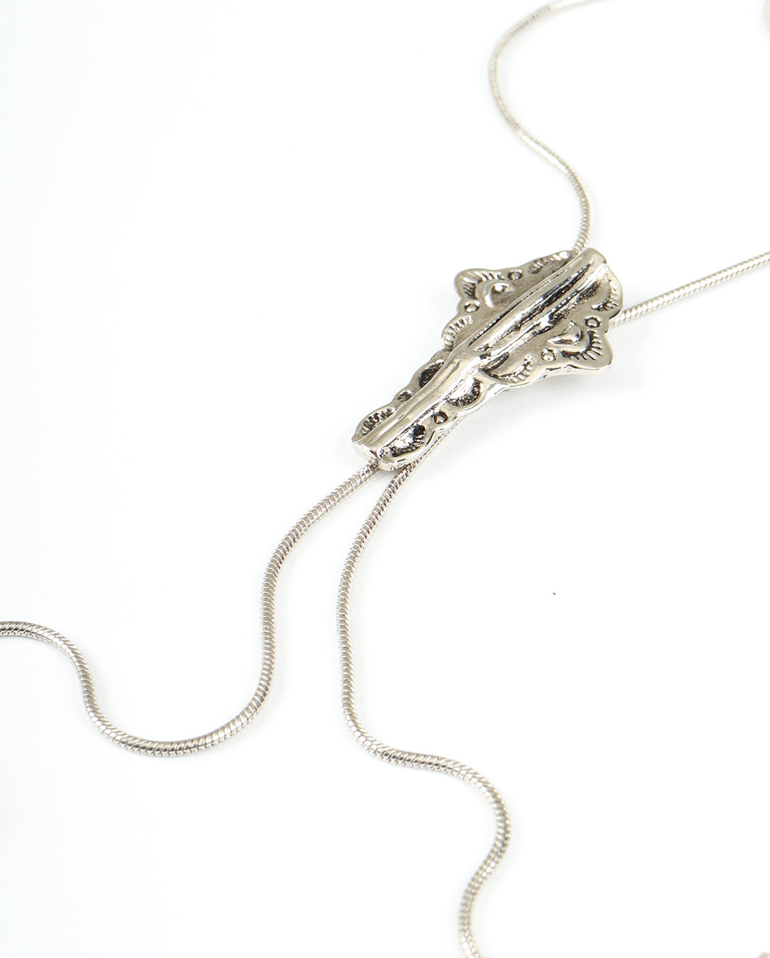 Metal Chain Loop Tie silver