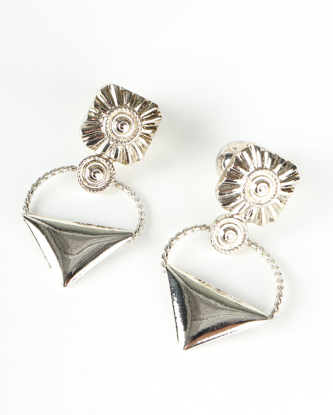 Triangle Pierced Earrings silver