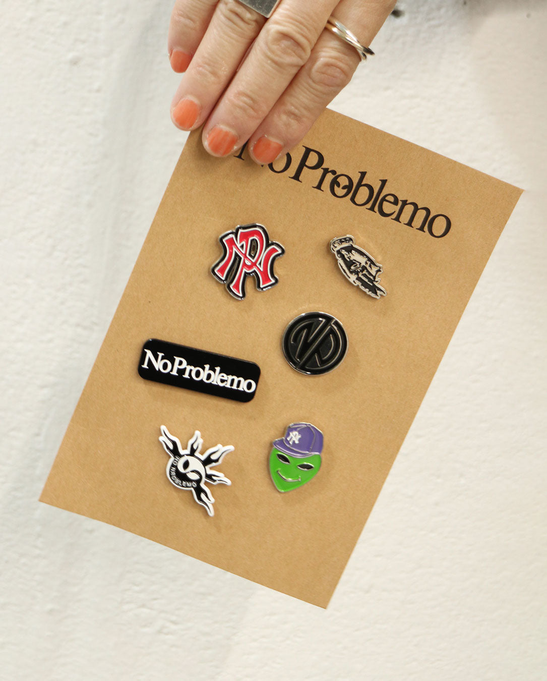 NP Pin Badges Set multi
