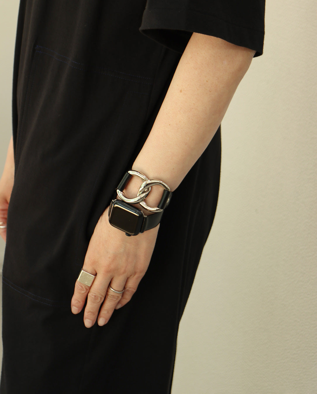Ring Chain Watch Belt black – LOVE nagoya