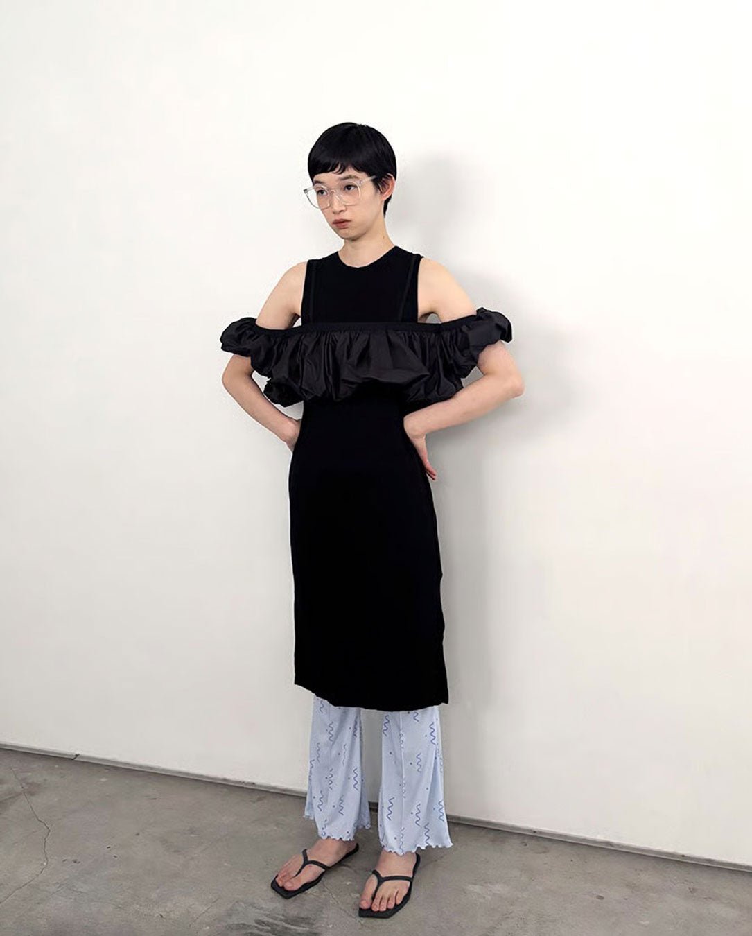 Frill Buster Skirt black