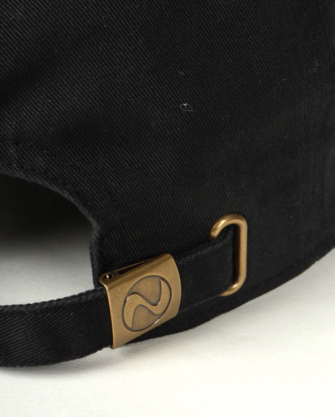 Logo Cap TOGA×NTS