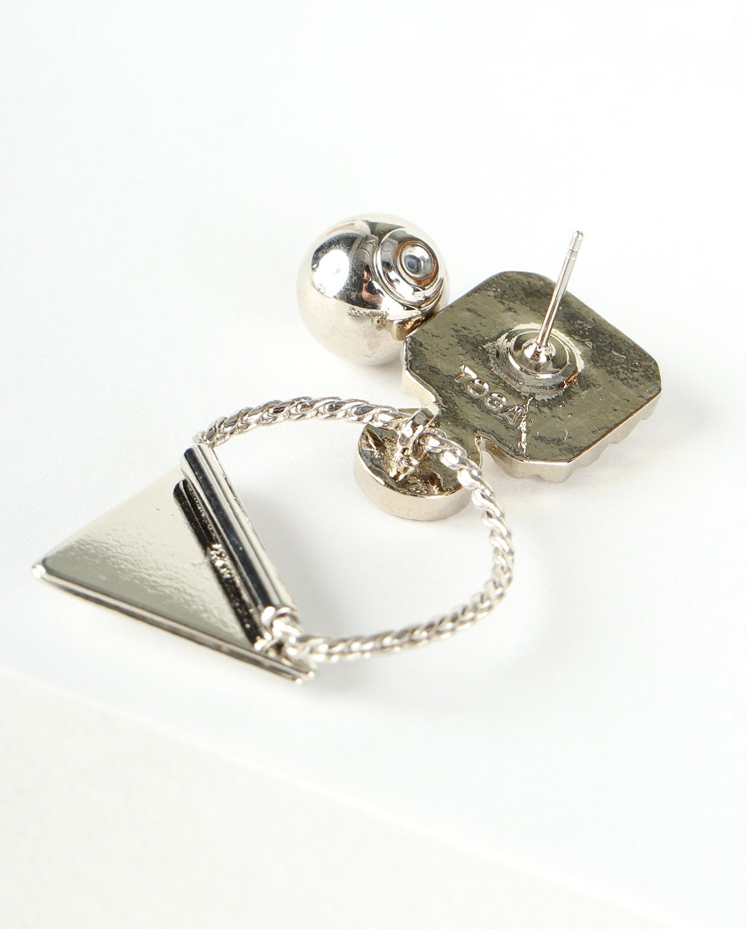 Triangle Pierced Earrings silver