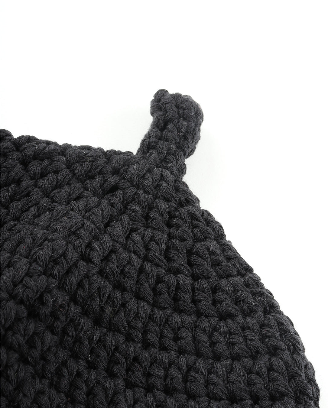 24224 Crocheted Beanie black
