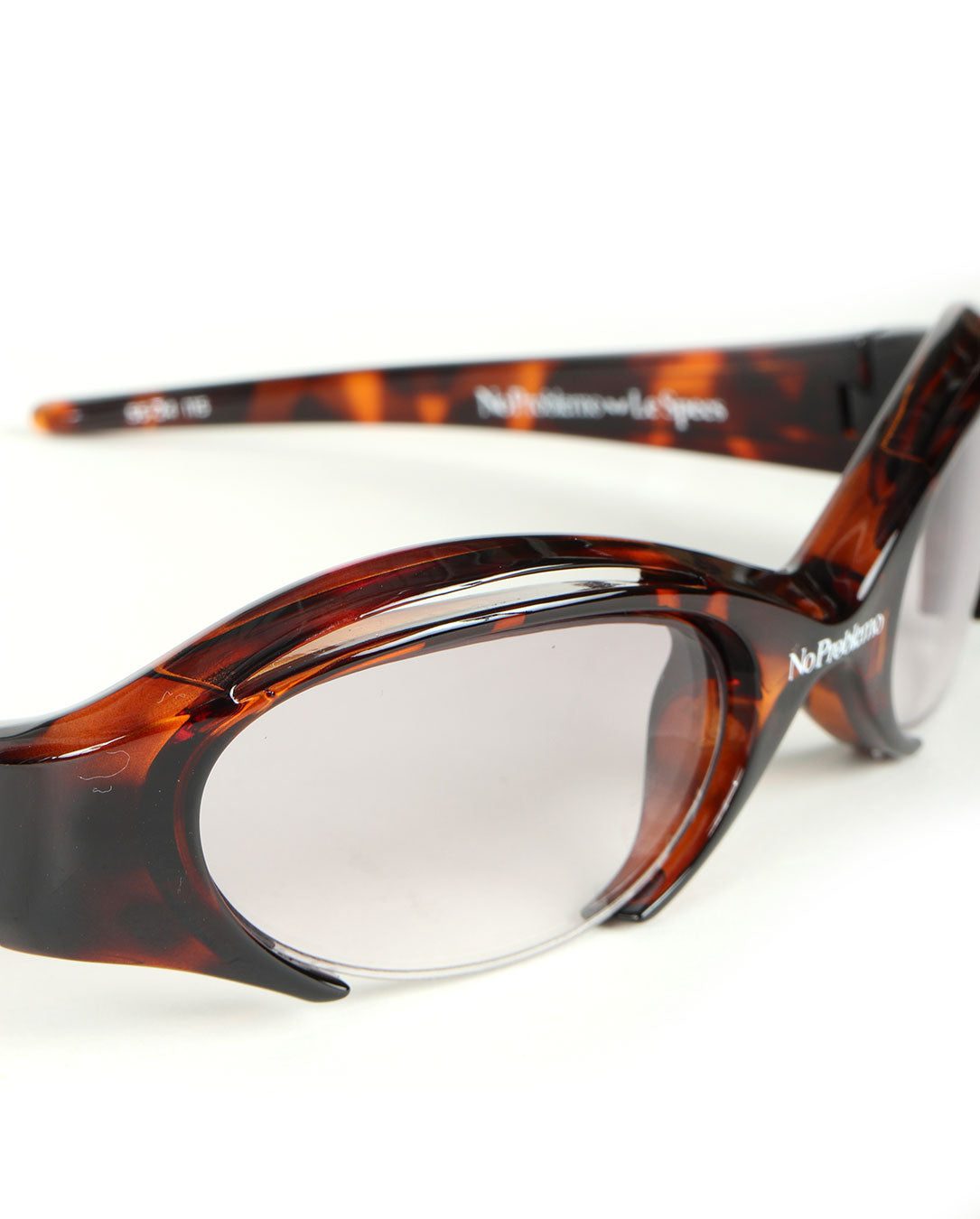 No Problemo x Le Specs Cyborg Sunglasses tortoiseshell-light-smoke-grad