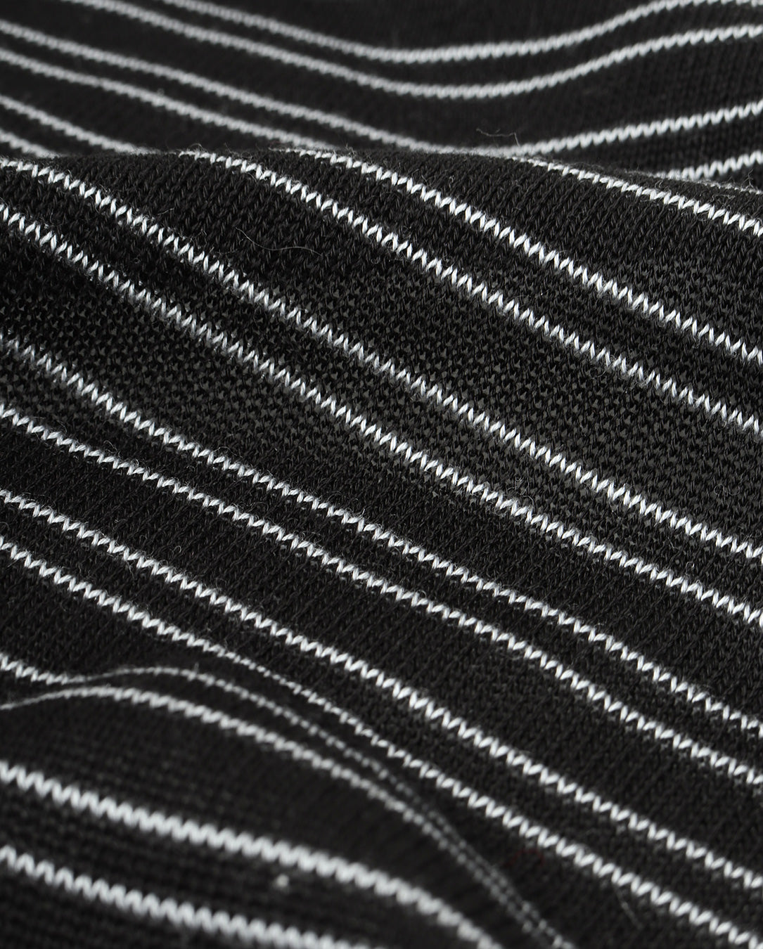 Researched Sweater SS black