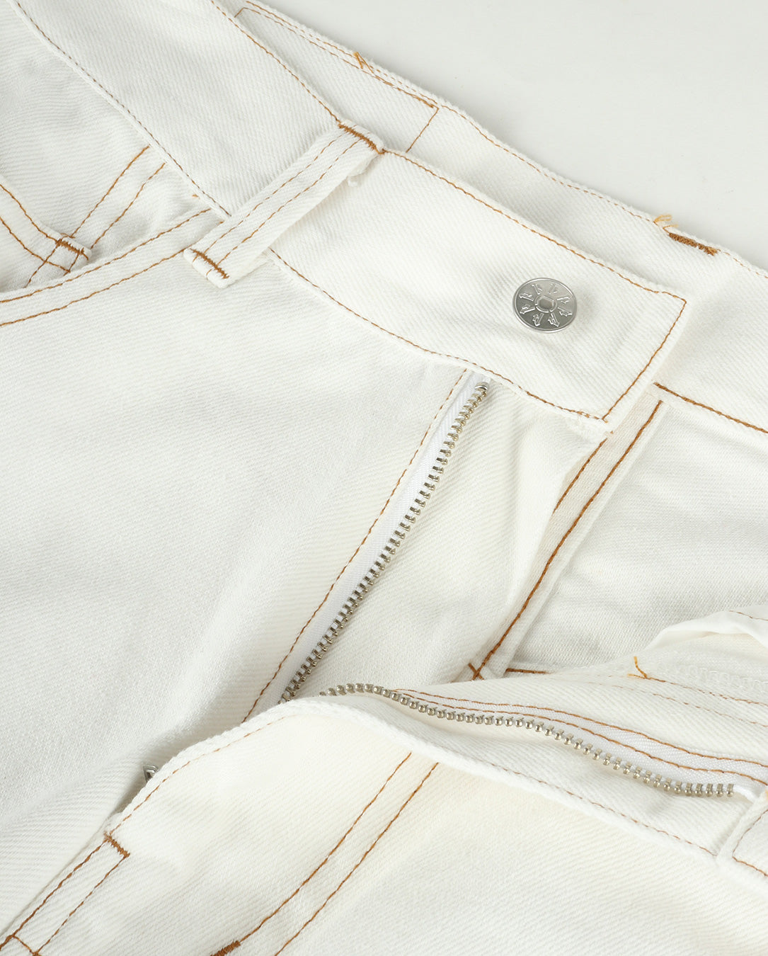 6 Pocket Denim Short Color white