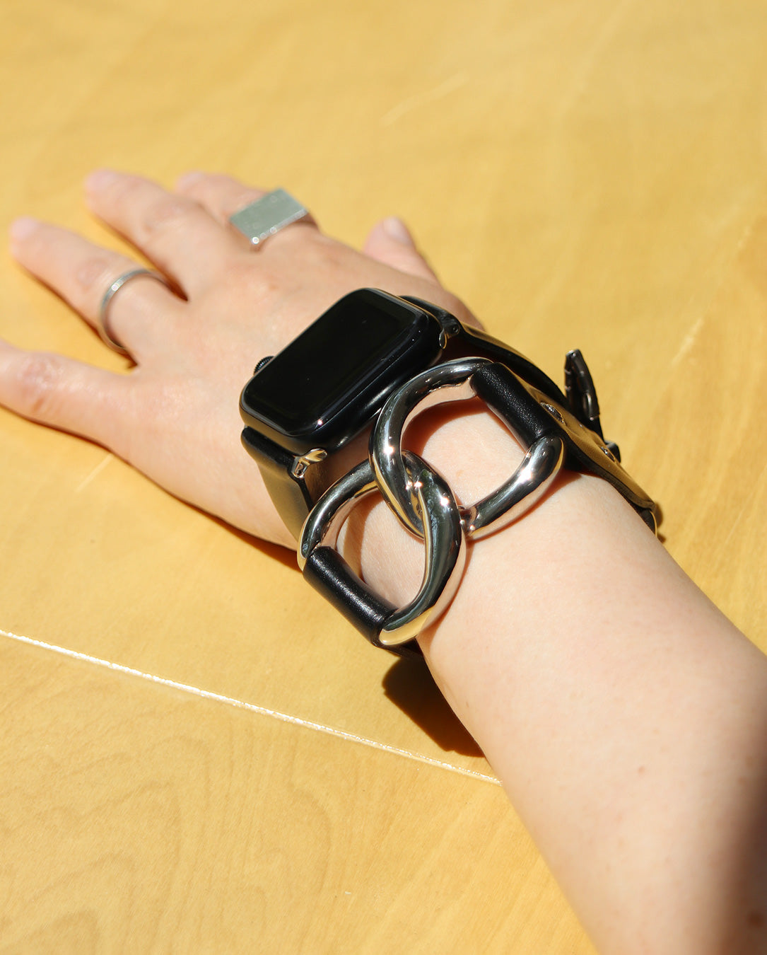 Ring Chain Watch Belt black – LOVE nagoya