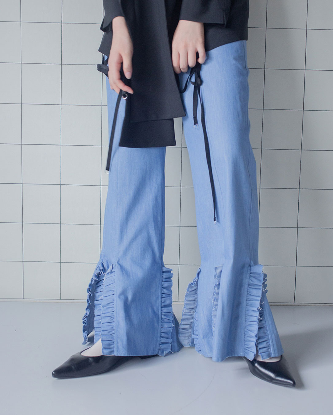 Chambray Frill Pants light blue