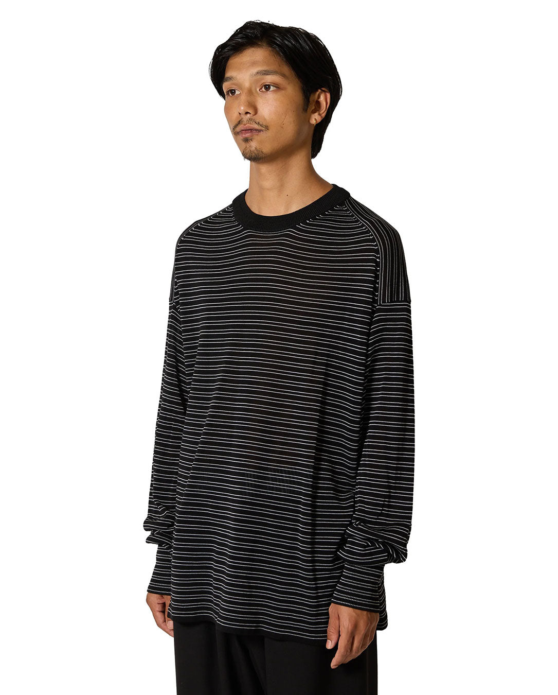 Researched Sweater black