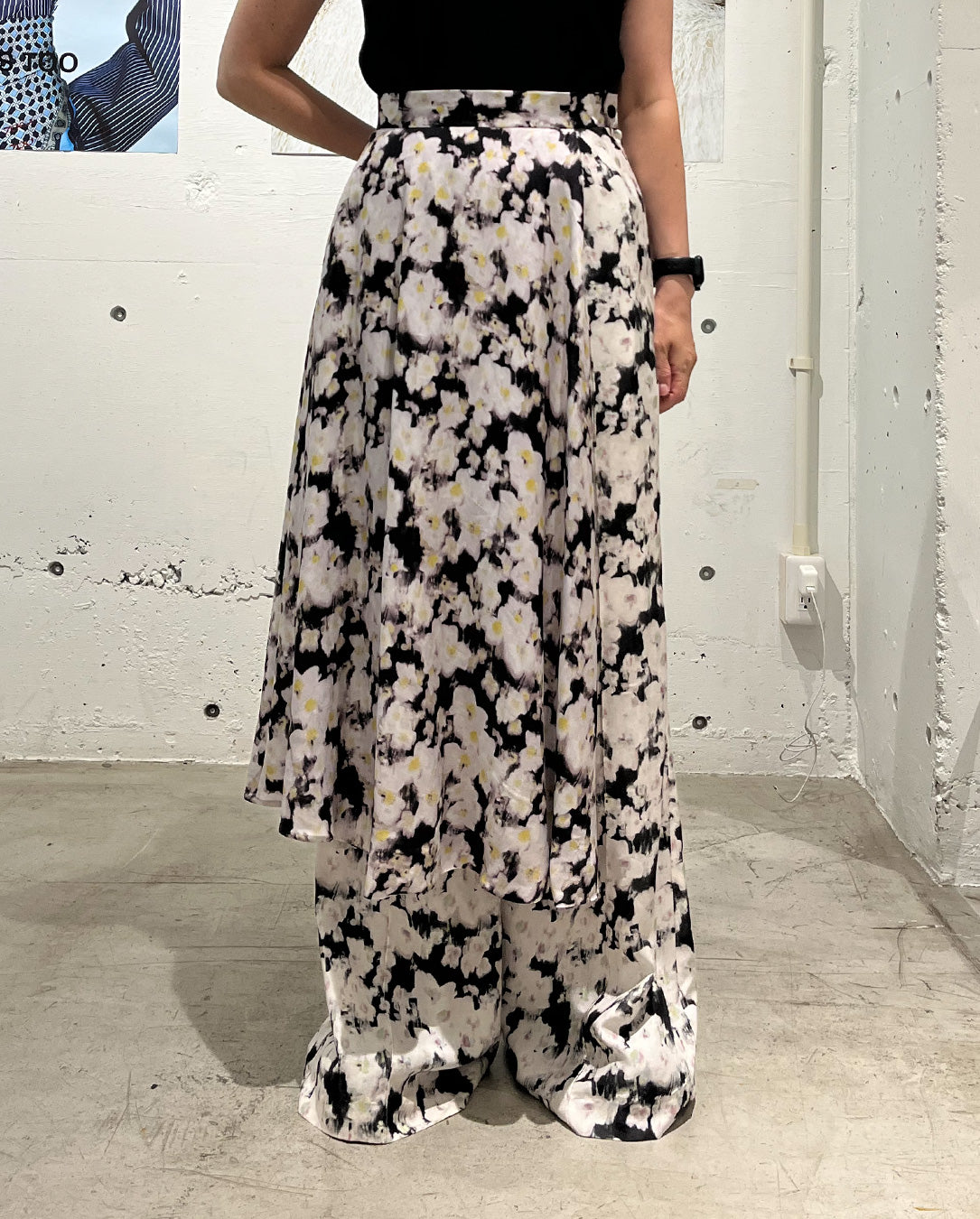 Rayon Print Skirt Pants black