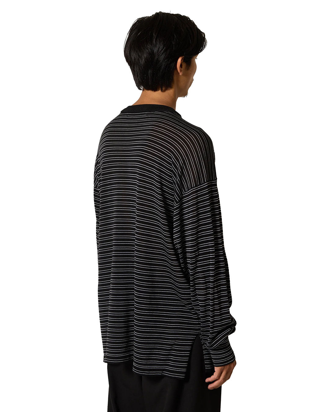 Researched Sweater black