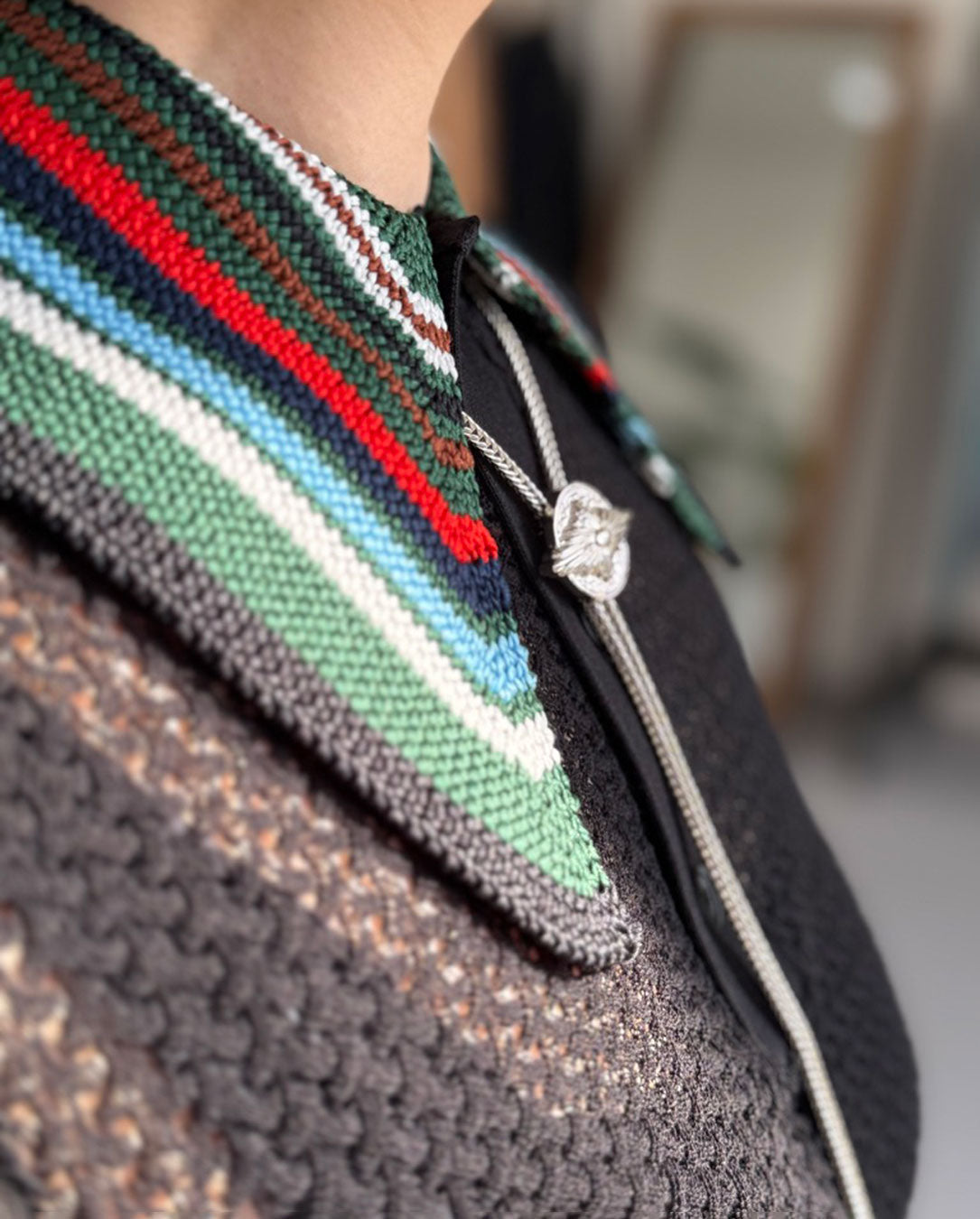 Metal Concho Loop Tie silver