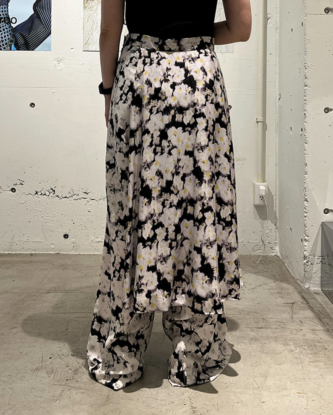 Rayon Print Skirt Pants black