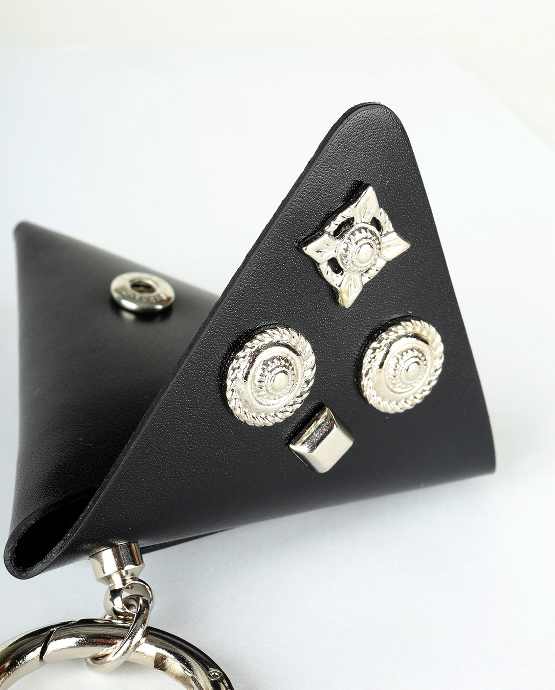 Triangle Charm VIVI black
