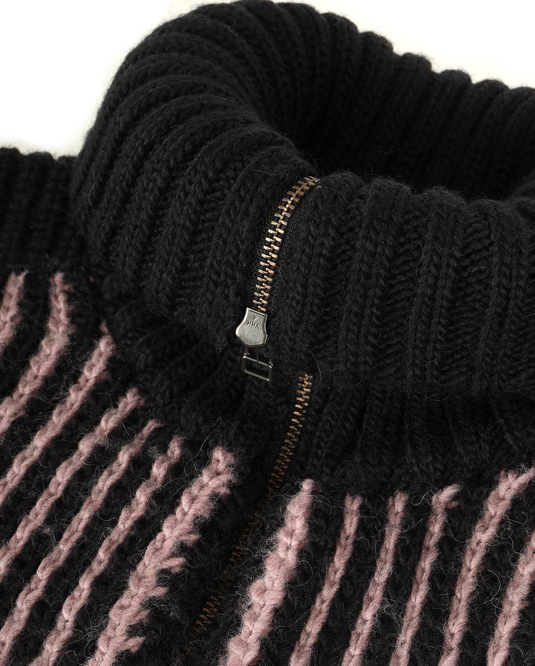 Mix Pattern Pullover Knit monotone