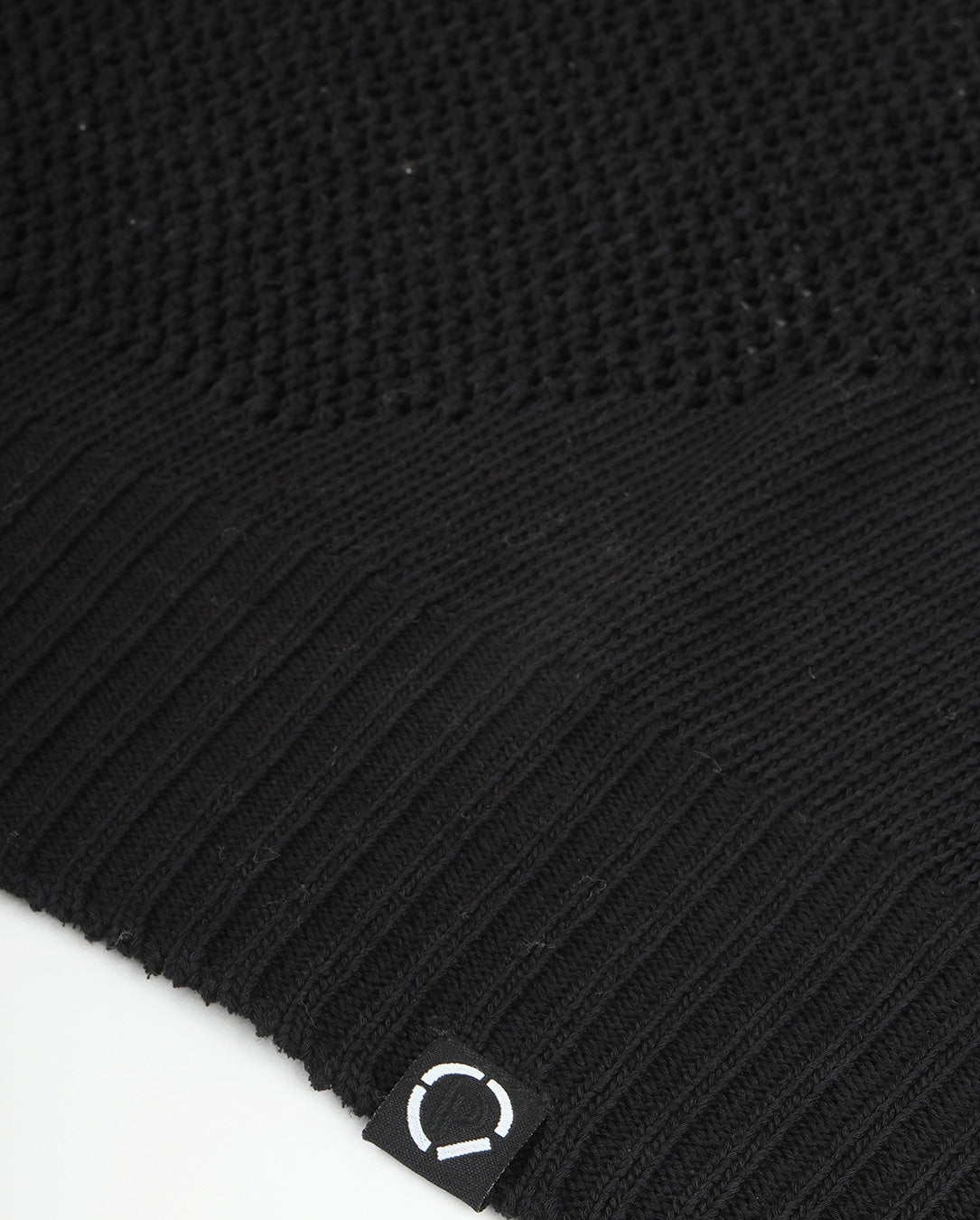 Window Web Sweater black