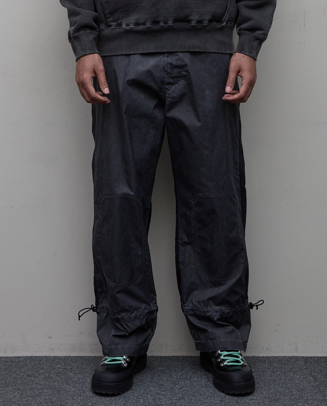 Pigment Nylon Track Pant black