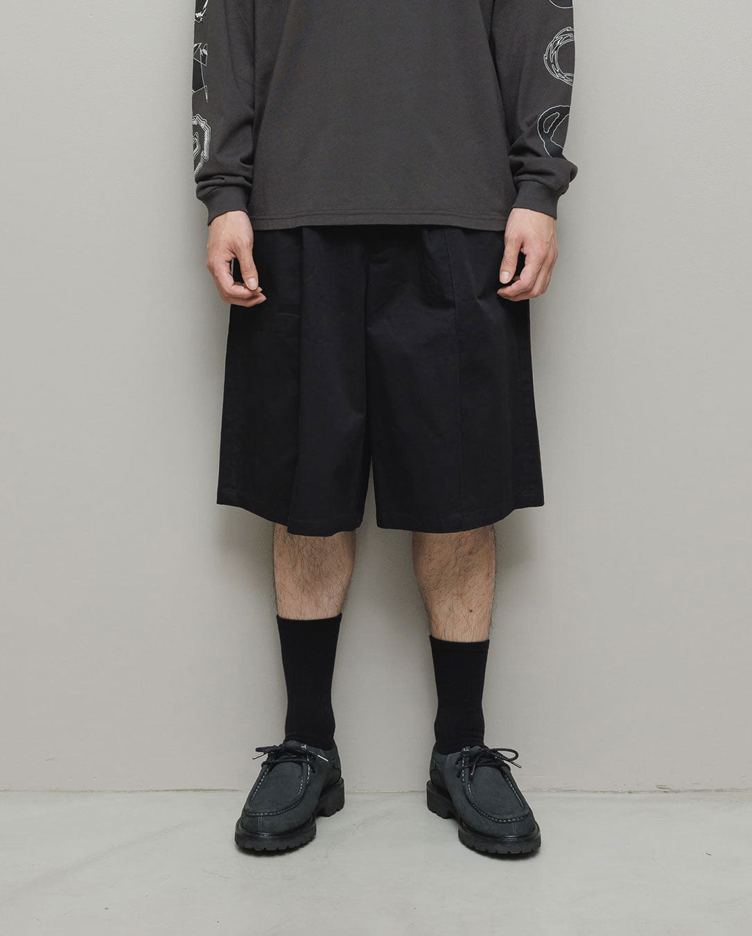 Cotton Twill Over Sized Bermuda Short black