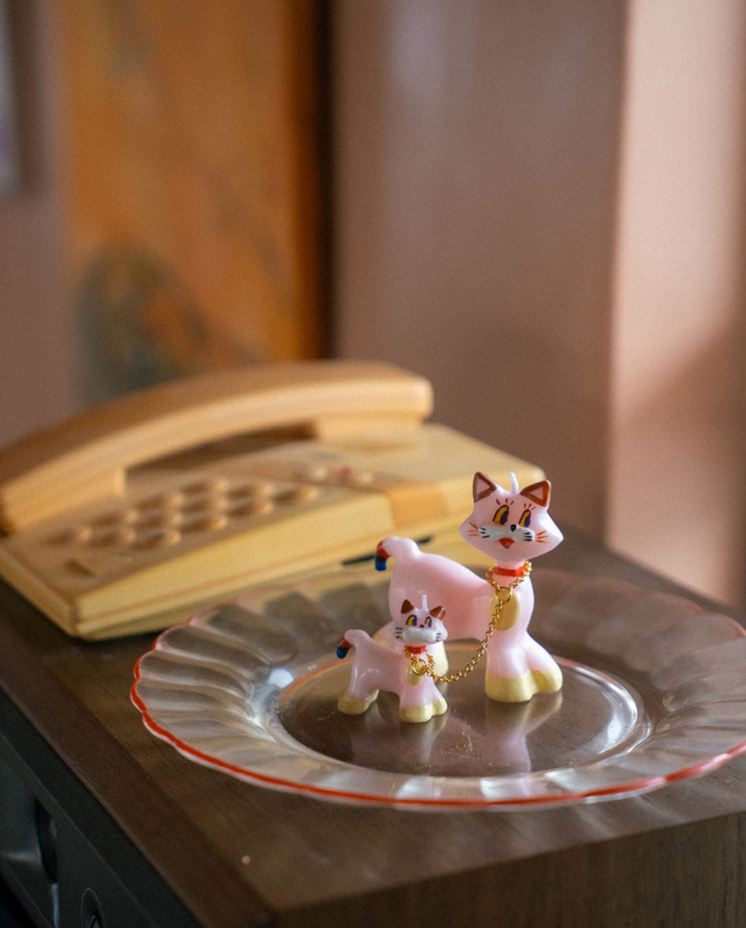 Pink Cats / ピンクの猫