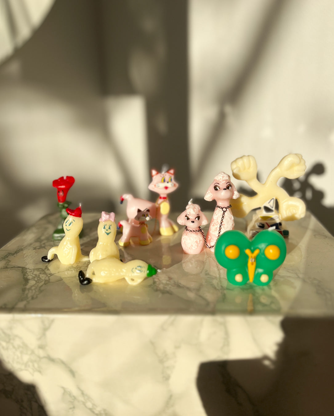 Pink Cats / ピンクの猫