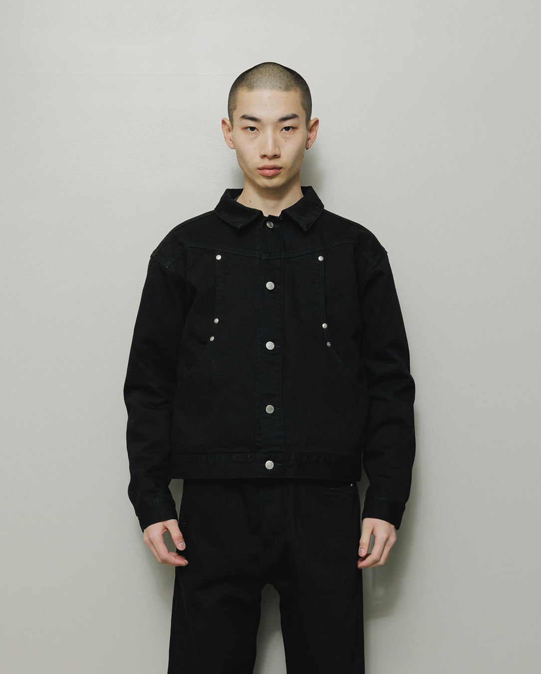 Crab Pocket Denim Jacket black
