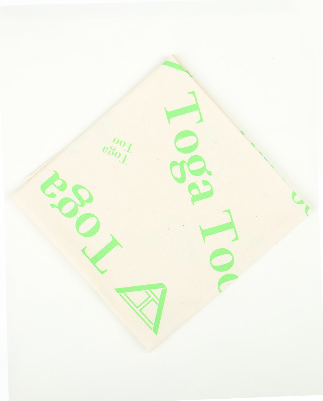 Toga Motif Scarf white