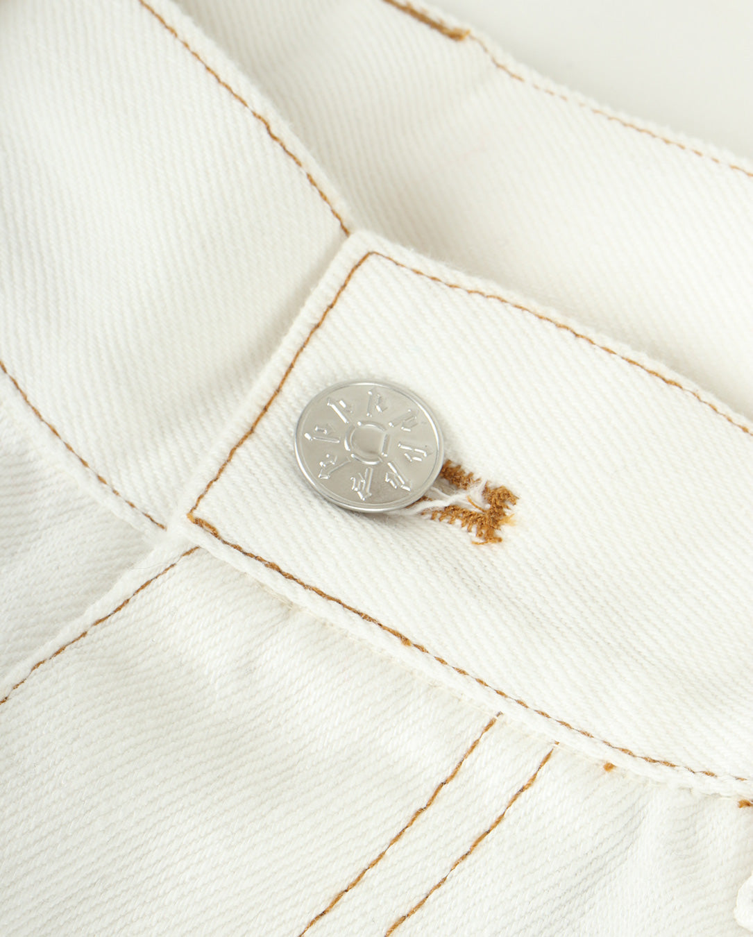 6 Pocket Jeans Color white